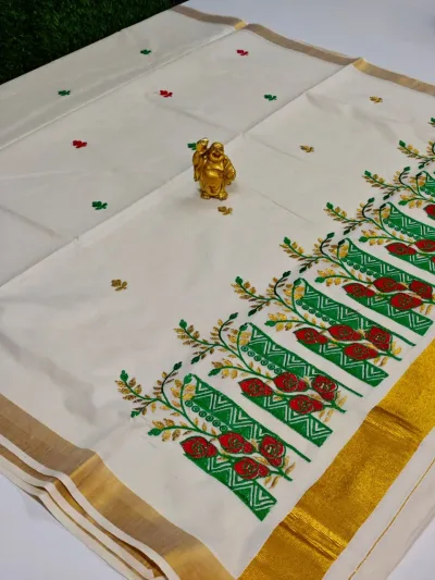 Artistic Printed Cotton Saree – Ivory & Blue